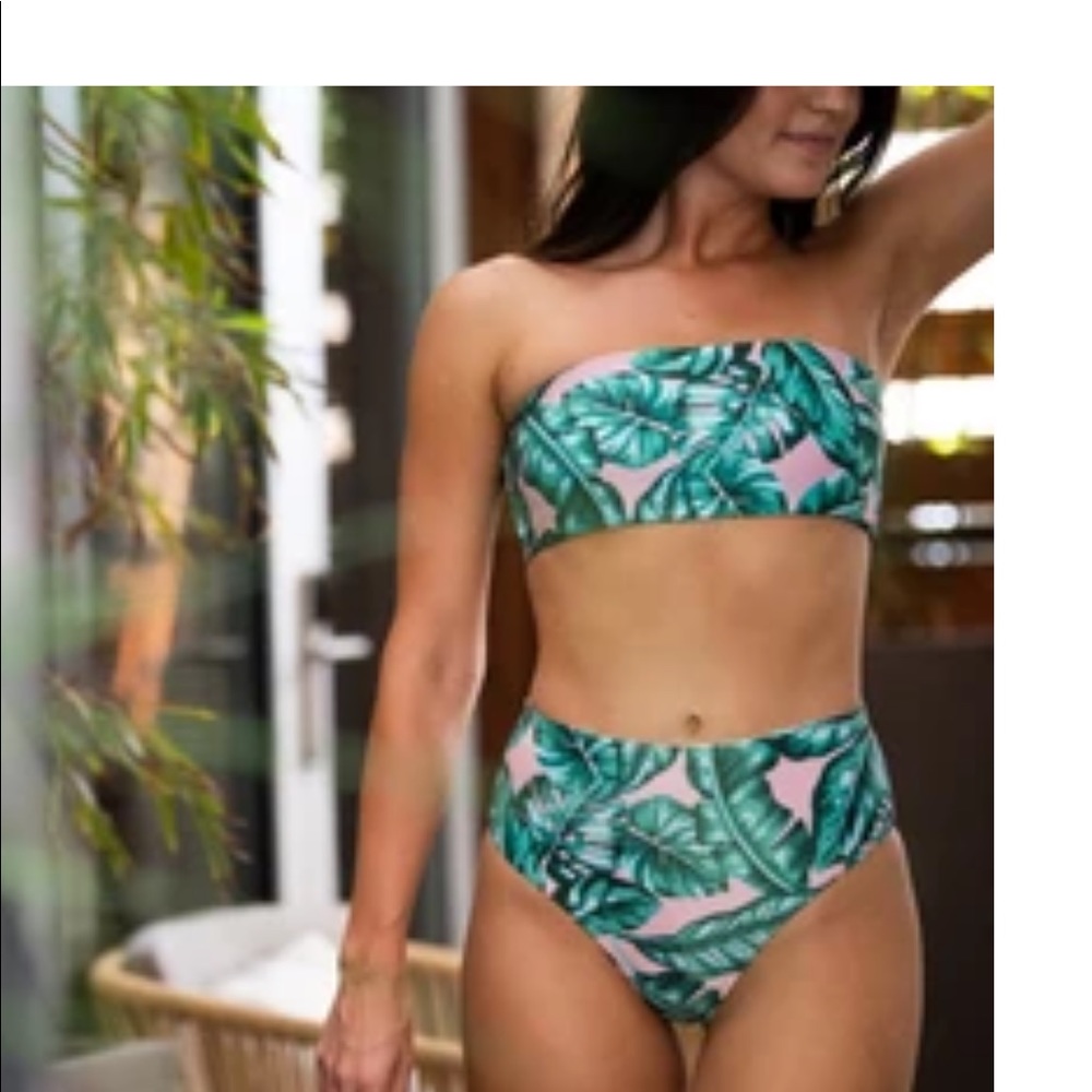 Kenny Flowers bandeau bikini top